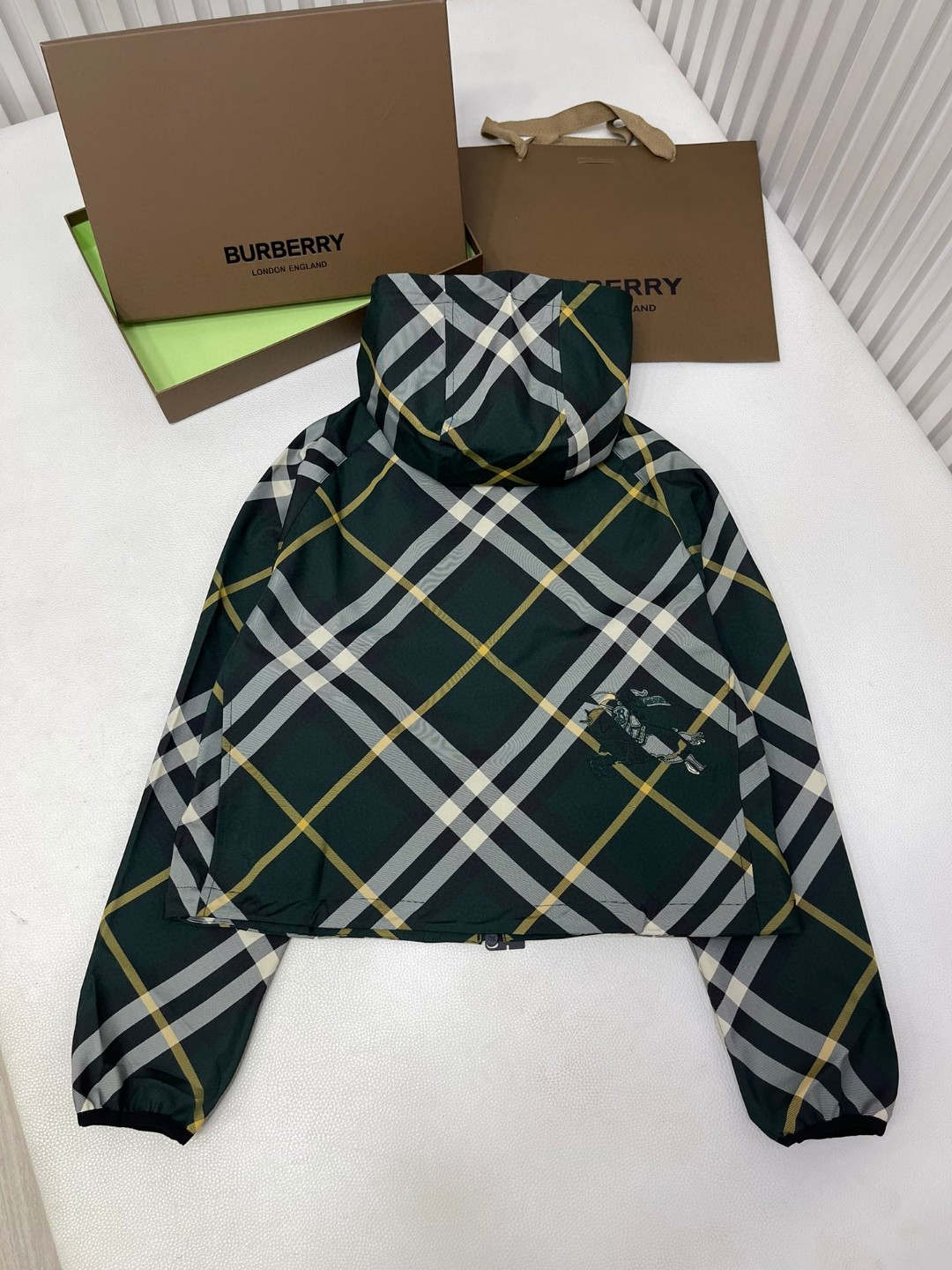 Burberry 巴宝莉 格纹拉链连帽夹克 长袖 外套 短款 女款 绿色 80818891