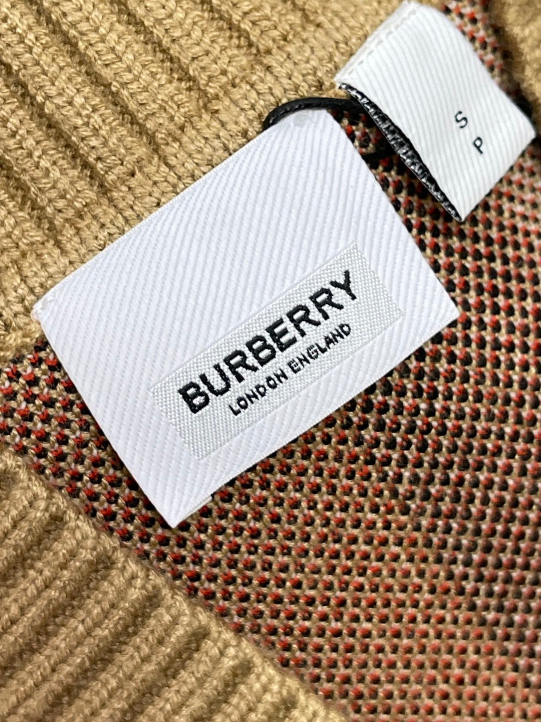 Burberry 巴宝莉 格纹V领针织衫 毛衣 外套 长袖 秋冬款 米棕色 80391531