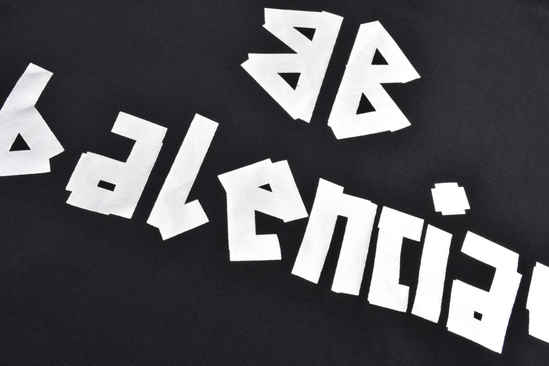 Balenciaga 巴黎世家 胶带字母logo印花 连帽卫衣 破洞 外套 长袖 秋冬 黑色 白色 739024TQVQ91073