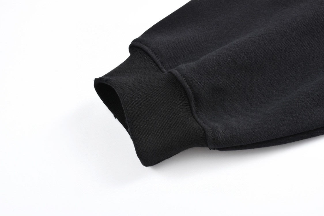 Balenciaga 巴黎世家 胶带字母logo印花 连帽卫衣 破洞 外套 长袖 秋冬 黑色 白色 739024TQVQ91073