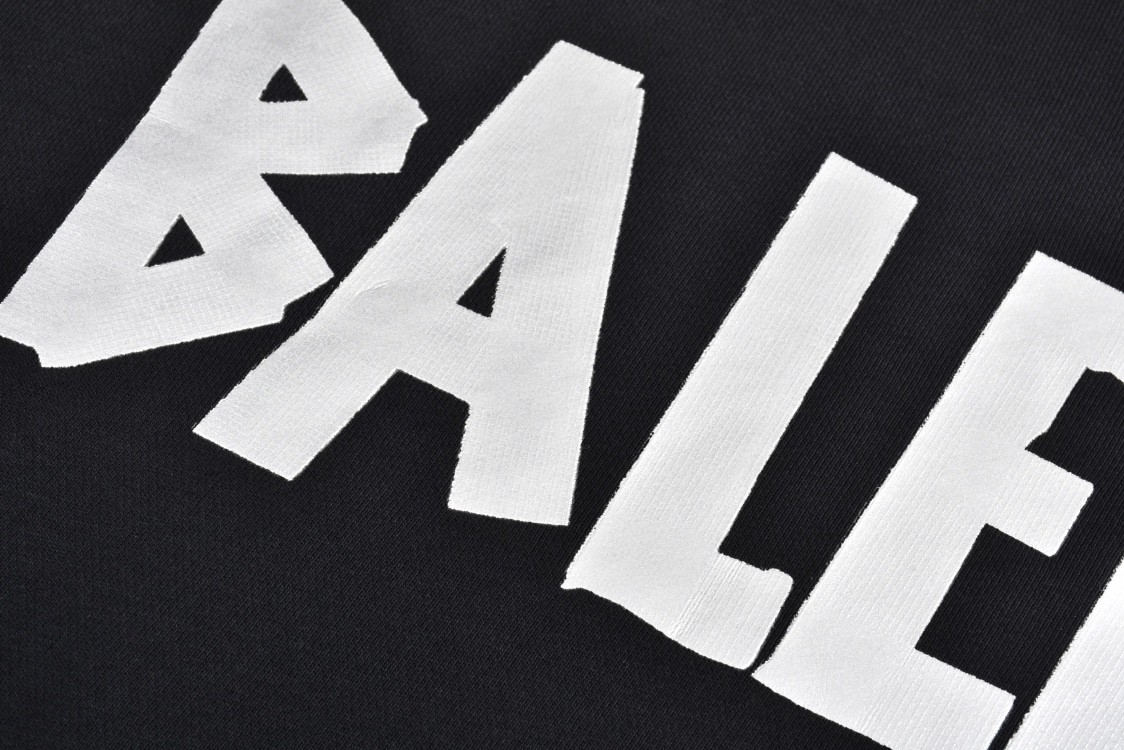 Balenciaga 巴黎世家 胶带字母logo印花 连帽卫衣 破洞 外套 长袖 秋冬 黑色 白色 739024TQVQ91073