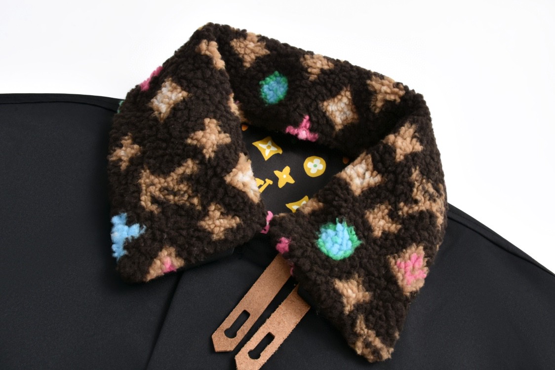 LOUIS VUITTON 路易威登 Tyler 联名 毛领刺绣字母logo棉服 夹克 长袖 外套 秋冬款 1AFPTM
