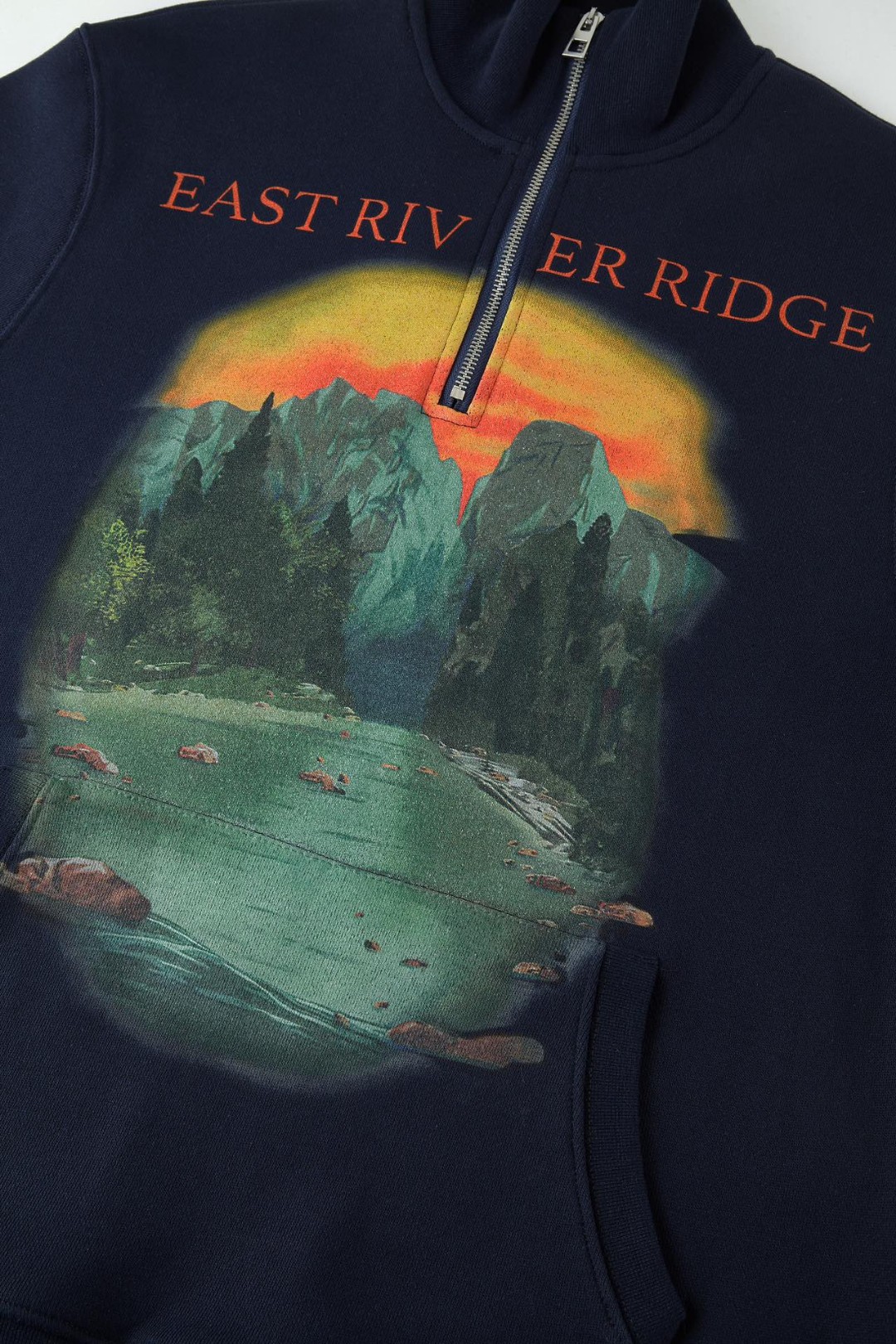 Loewe 罗意威 字母Logo刺绣风景图案印花半拉链卫衣 长袖 秋冬 深蓝色 H526Y24X44-5120