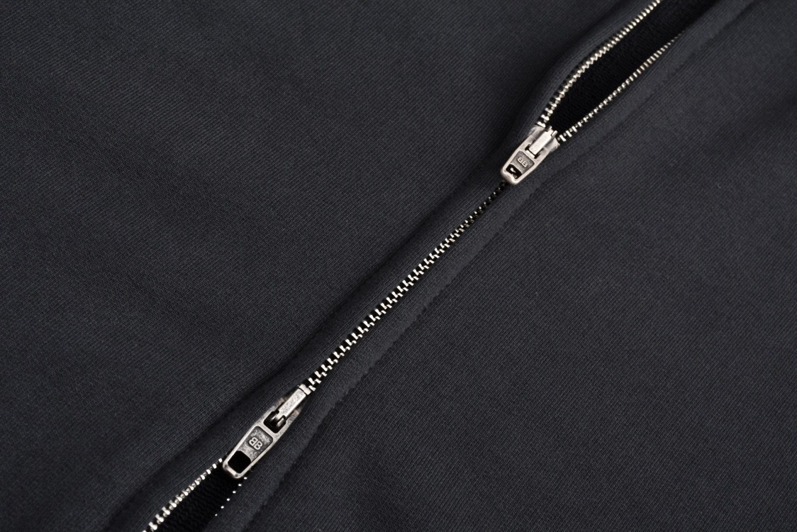 Balenciaga 巴黎世家 拼接假两件刺绣字母logo拉链连帽卫衣 外套 长袖 秋冬 黑色 