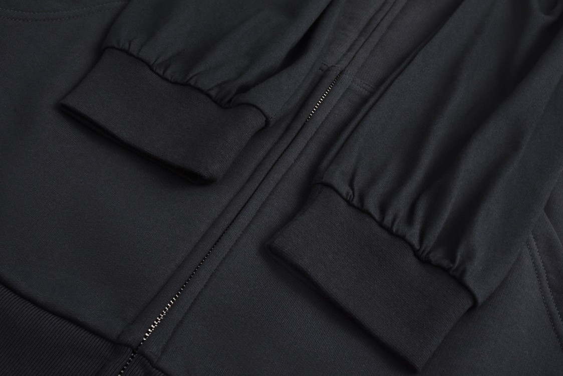 Balenciaga 巴黎世家 拼接假两件刺绣字母logo拉链连帽卫衣 外套 长袖 秋冬 黑色 