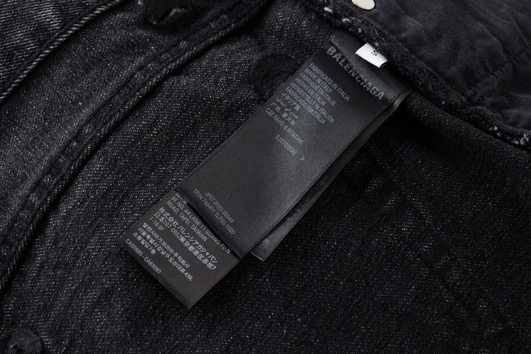 Balenciaga 巴黎世家 The Lost Tape 系列 破洞喇叭牛仔裤 长裤 裤子 黑色 697829TBP471090