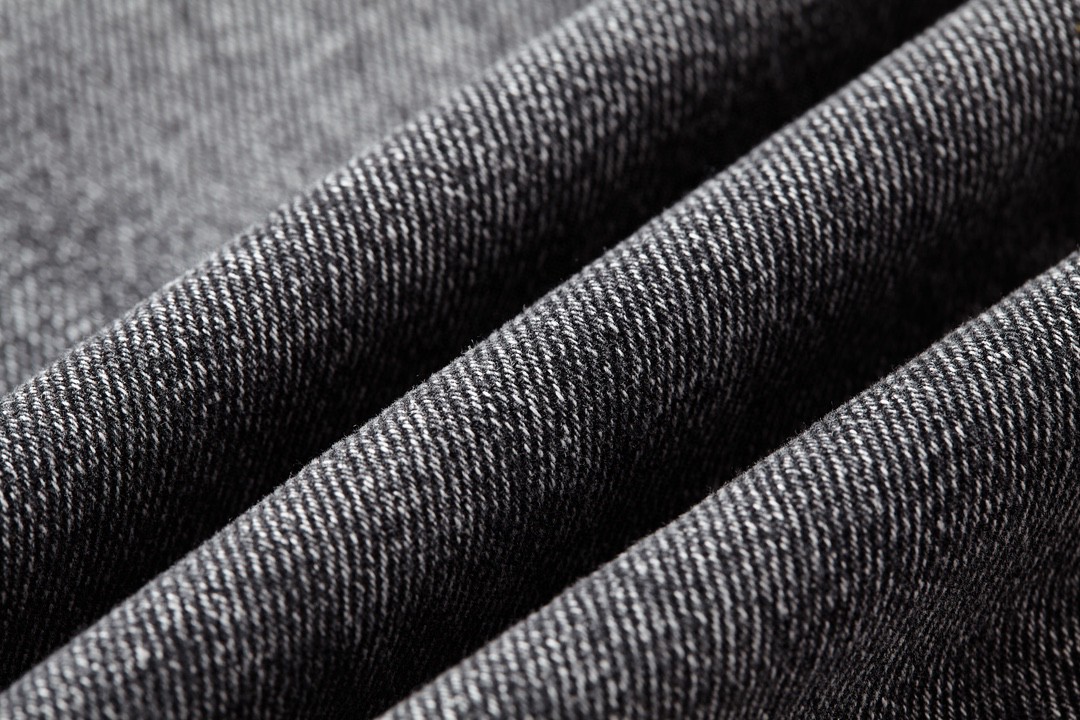 Balenciaga 巴黎世家 The Lost Tape 系列 破洞喇叭牛仔裤 长裤 裤子 黑色 697829TBP471090