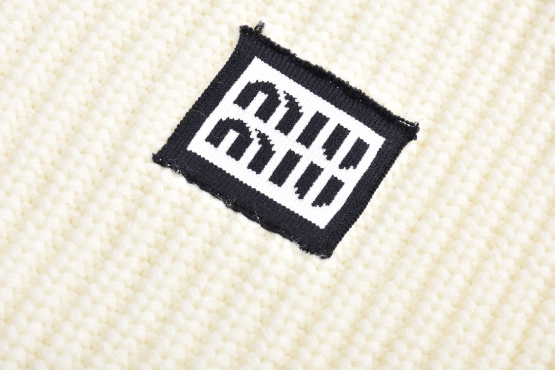 MIU MIU 缪缪 徽标条纹撞色针织衫 开衫 毛衣 外套 长袖 白色