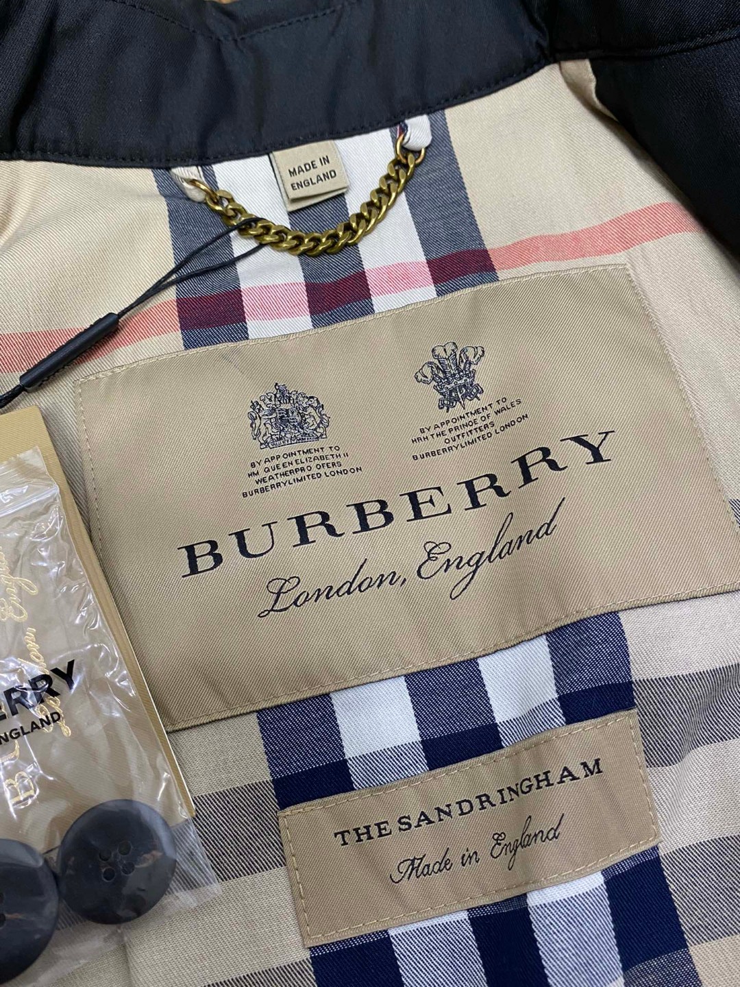 Burberry 巴宝莉 英伦风纯色翻领双排扣风衣 夹克 外套 长袖 中长款 秋冬款 杏色 黑色 