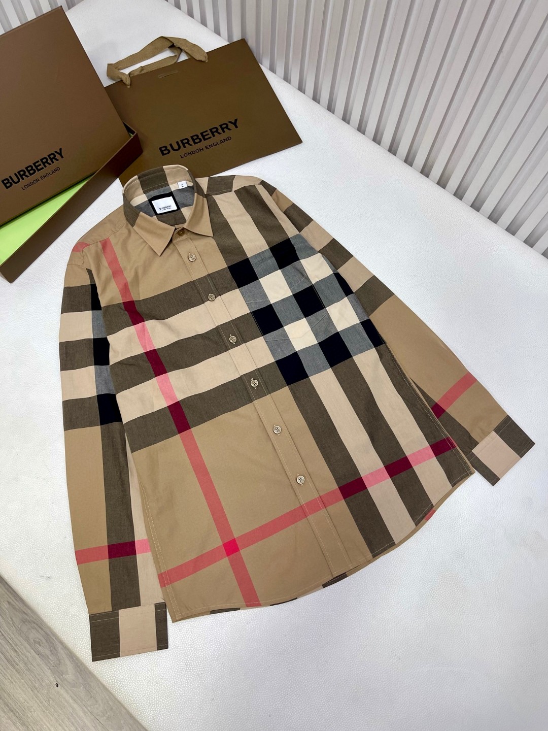 Burberry 巴宝莉 拼色格纹衬衫 长袖 外套 秋冬款 卡其色 8010213