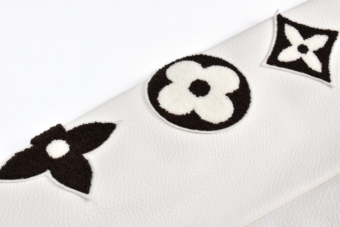 LOUIS VUITTON 路易威登 Tyler 联名 Logo字母贴花拼接皮袖棒球服 夹克 长袖 外套 棕色 1AFPWT