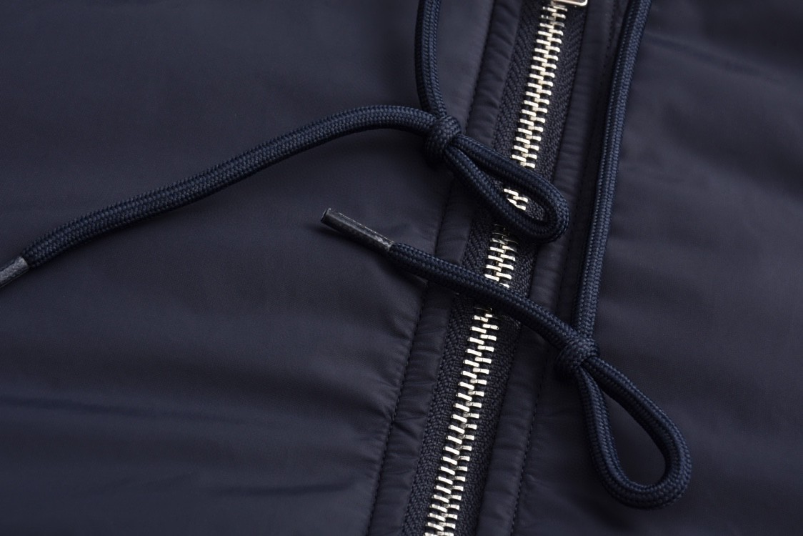 PRADA 普拉达 纯色logo徽标拉链连帽夹克 棉服 外套 长袖 白色 午夜蓝 POIZON240805711