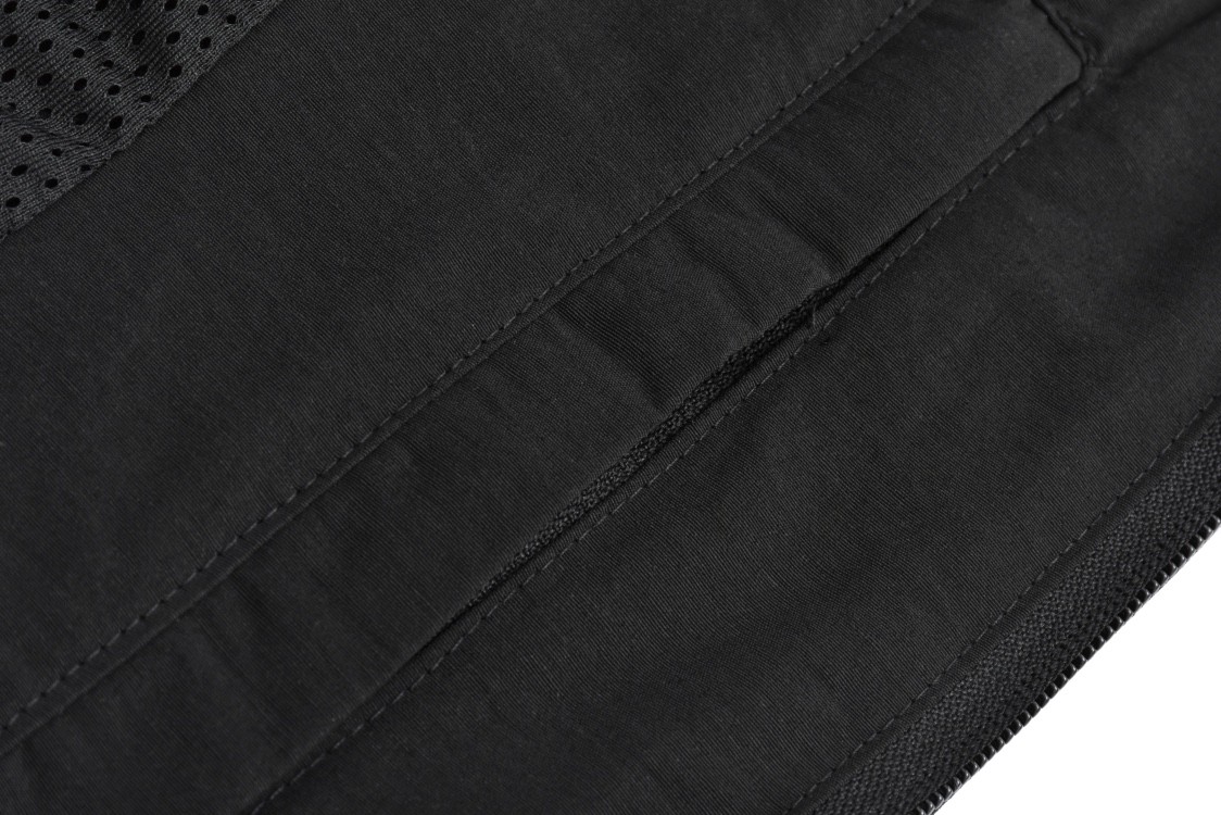 Balenciaga 巴黎世家 后背胶带字母logo拉链夹克 冲锋衣 外套 长袖 秋冬 黑色 白色 794468TPQ389000