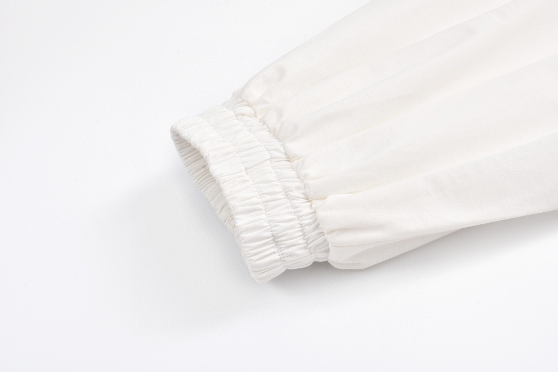 Balenciaga 巴黎世家 后背胶带字母logo拉链夹克 冲锋衣 外套 长袖 秋冬 黑色 白色 794468TPQ389000