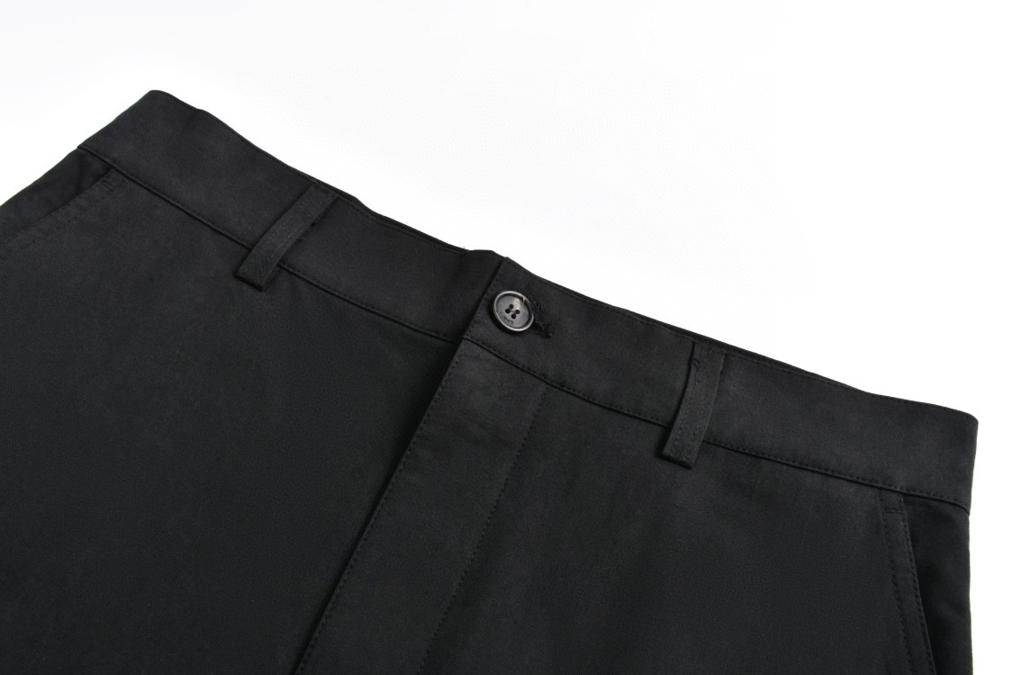 Loewe 罗意威 纯色多口袋直筒工装裤 休闲裤 长裤 裤子 黑色 H526Y04WFB-1100