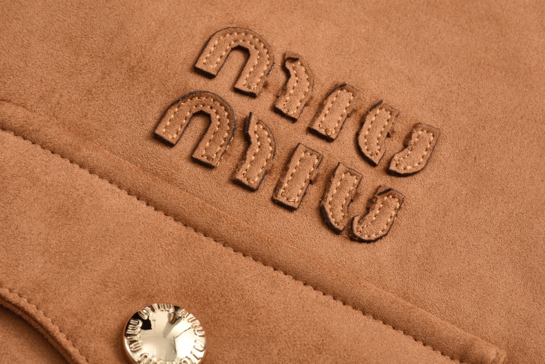 MIU MIU 缪缪 麂皮字母logo徽标拉链棒球服 夹克 外套 长袖 棕色