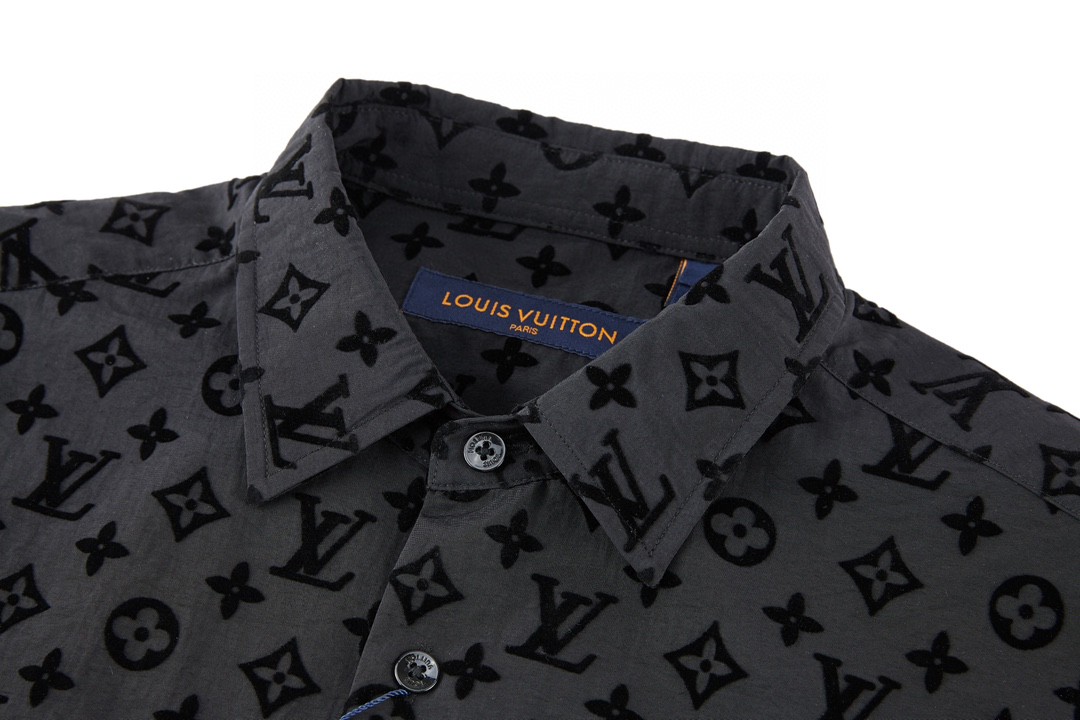 LOUIS VUITTON 路易威登 植绒满印logo印花单排扣衬衫 长袖 外套 黑色 1A979D