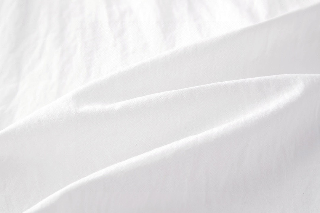 CELINE 赛琳 logo小刺绣亚麻衬衫 长袖 黑色 白色