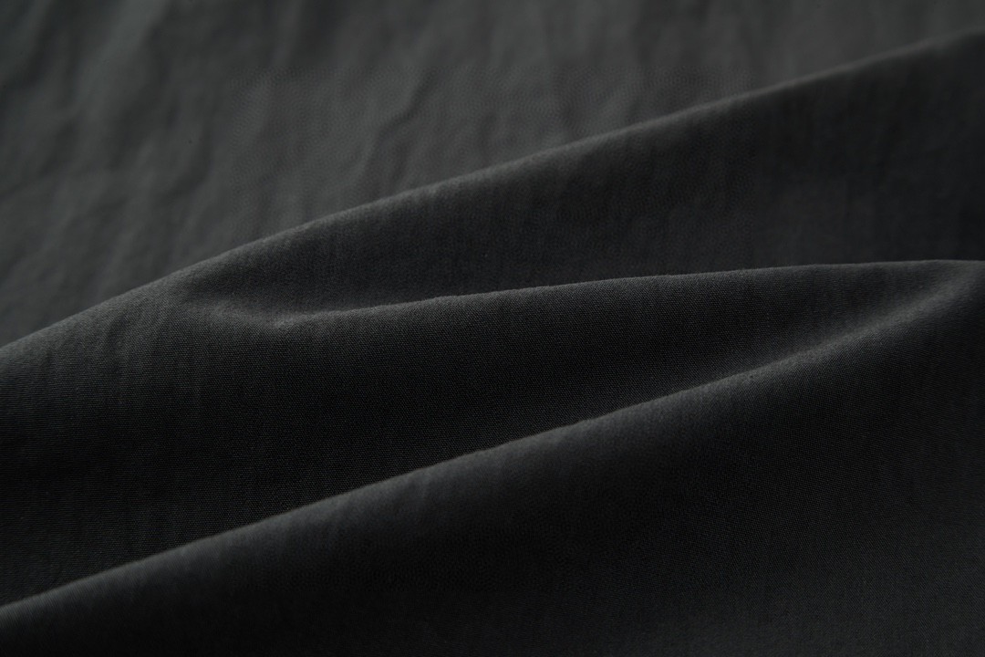 CELINE 赛琳 logo小刺绣亚麻衬衫 长袖 黑色 白色