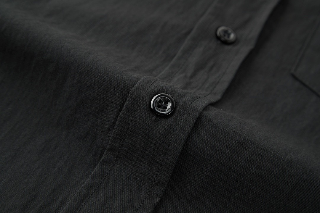 CELINE 赛琳 logo小刺绣亚麻衬衫 长袖 黑色 白色