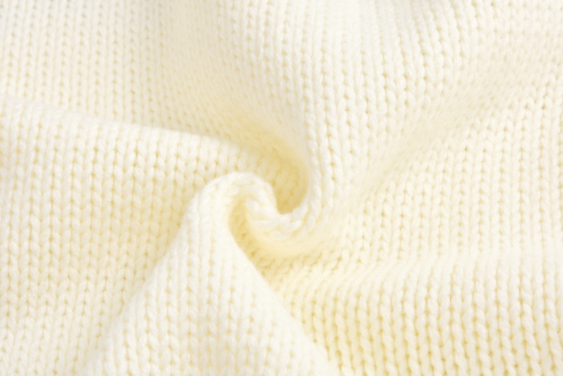 FENDI 芬迪 字母logo嵌花羊毛套头毛衣 长袖 圆领 秋冬 黑色 白色 FZZ387A3M3F0QA0