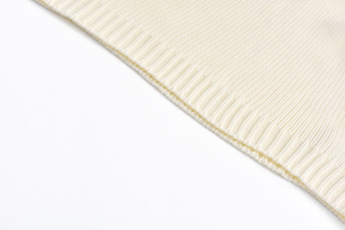 FENDI 芬迪 字母logo嵌花羊毛套头毛衣 长袖 圆领 秋冬 黑色 白色 FZZ387A3M3F0QA0