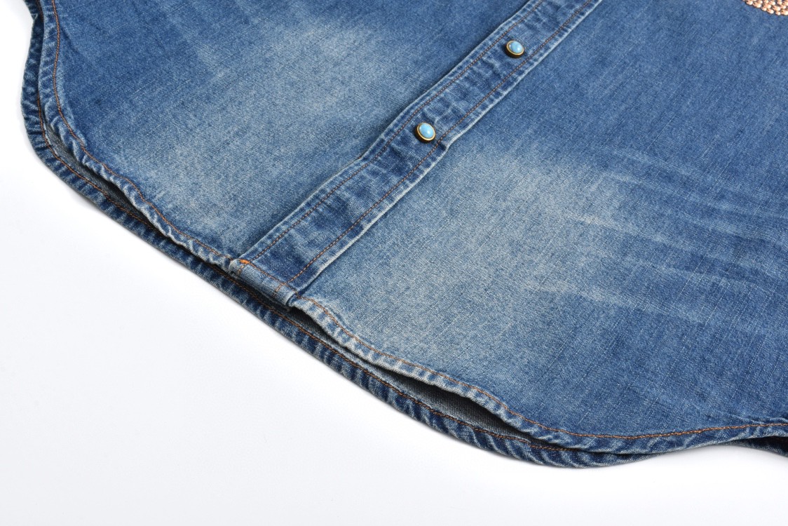 LOUIS VUITTON 路易威登 logo铆钉缀饰单排扣牛仔衬衫 牛仔外套 夹克 长袖 蓝色 1AFXL5