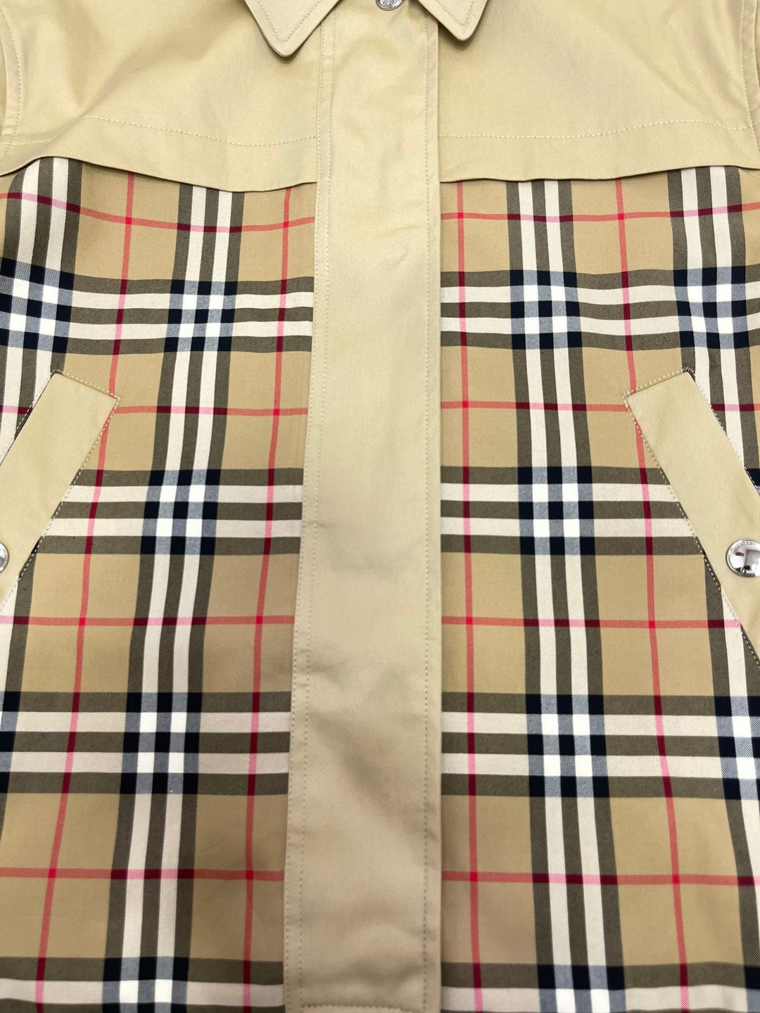 Burberry 巴宝莉 格纹拼接单排扣翻领夹克 长袖 外套 短款 女款 卡其色 80711701