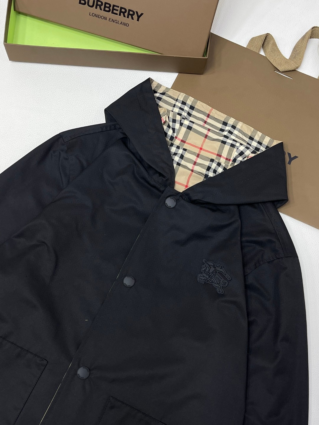Burberry 巴宝莉 双面两穿单排扣连帽夹克 长袖 外套 卡其色 80746881