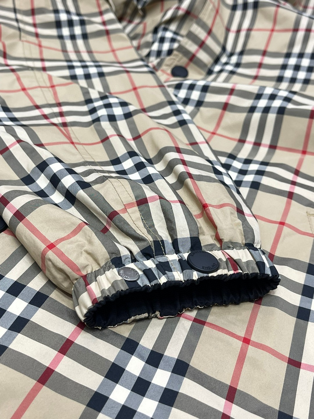 Burberry 巴宝莉 双面两穿单排扣连帽夹克 长袖 外套 卡其色 80746881