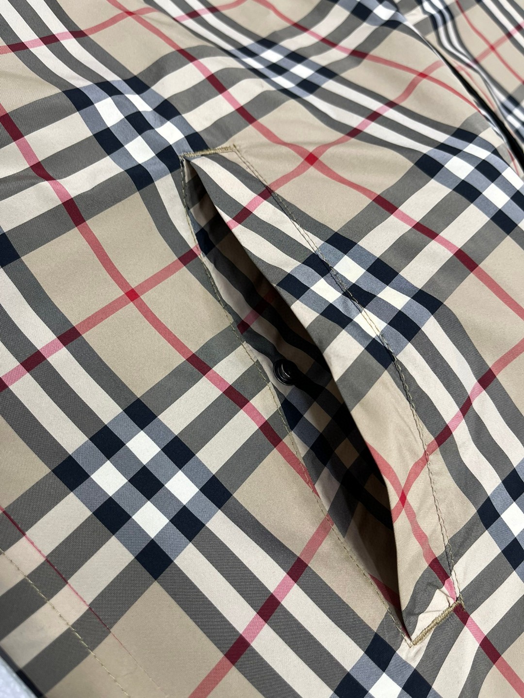 Burberry 巴宝莉 双面两穿单排扣连帽夹克 长袖 外套 卡其色 80746881