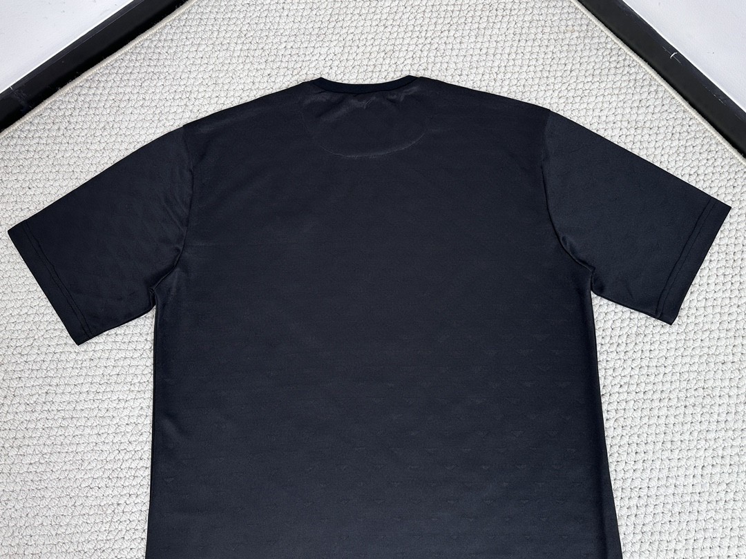 PRADA 普拉达 暗纹徽标logo圆领短袖 T恤 黑色 