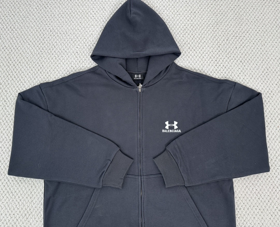 Balenciaga 巴黎世家 Under Armour 安德玛 联名 刺绣字母logo拉链连帽卫衣 长袖 秋冬 黑色 803264TRVB89034