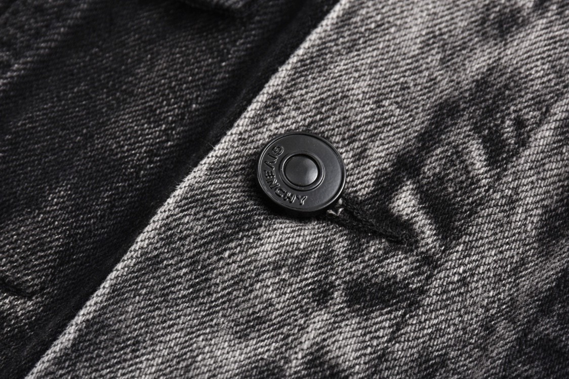 Givenchy 纪梵希 做旧水洗单排扣牛仔外套 夹克 长袖 黑色 