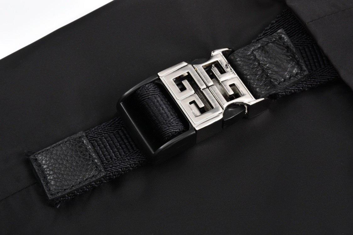 Givenchy 纪梵希 纯色环扣松紧腰工装裤 休闲裤 长裤 裤子 黑色 BM515T13YT-001