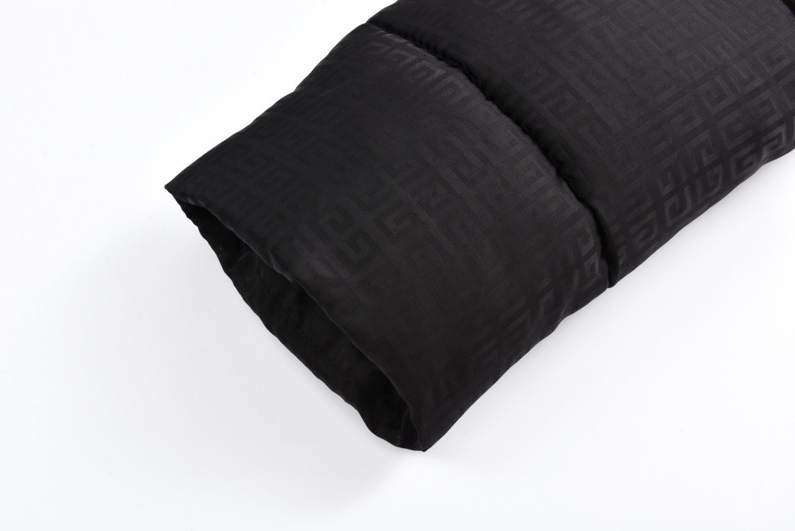 Givenchy 纪梵希 暗纹提花立领拉链棉服 外套 长袖 黑色 BM00XF13WK-001