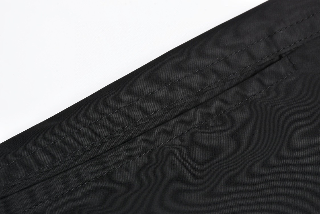 Givenchy 纪梵希 纯色缎面环扣拉链衬衫 夹克 外套 长袖 黑色 BM60VG13YT-001