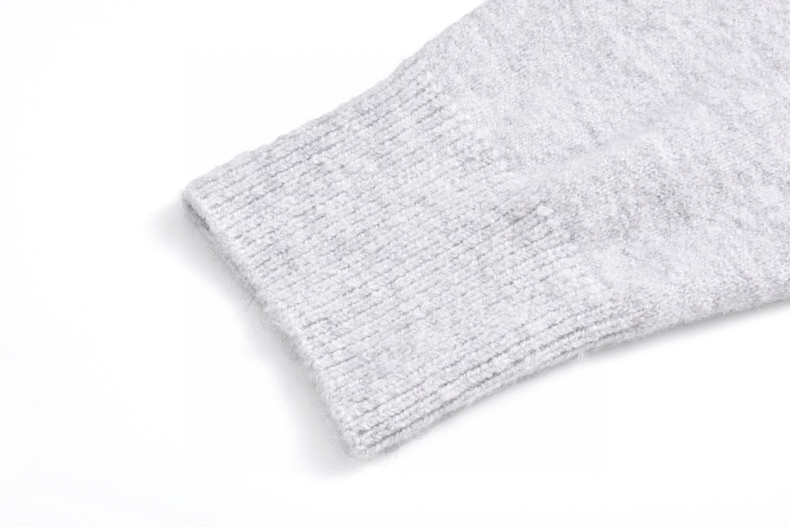 DIOR 迪奥 花卉刺绣字母Logo圆领毛衣 针织衫 秋冬 长袖 灰色 493M649AT864-C889