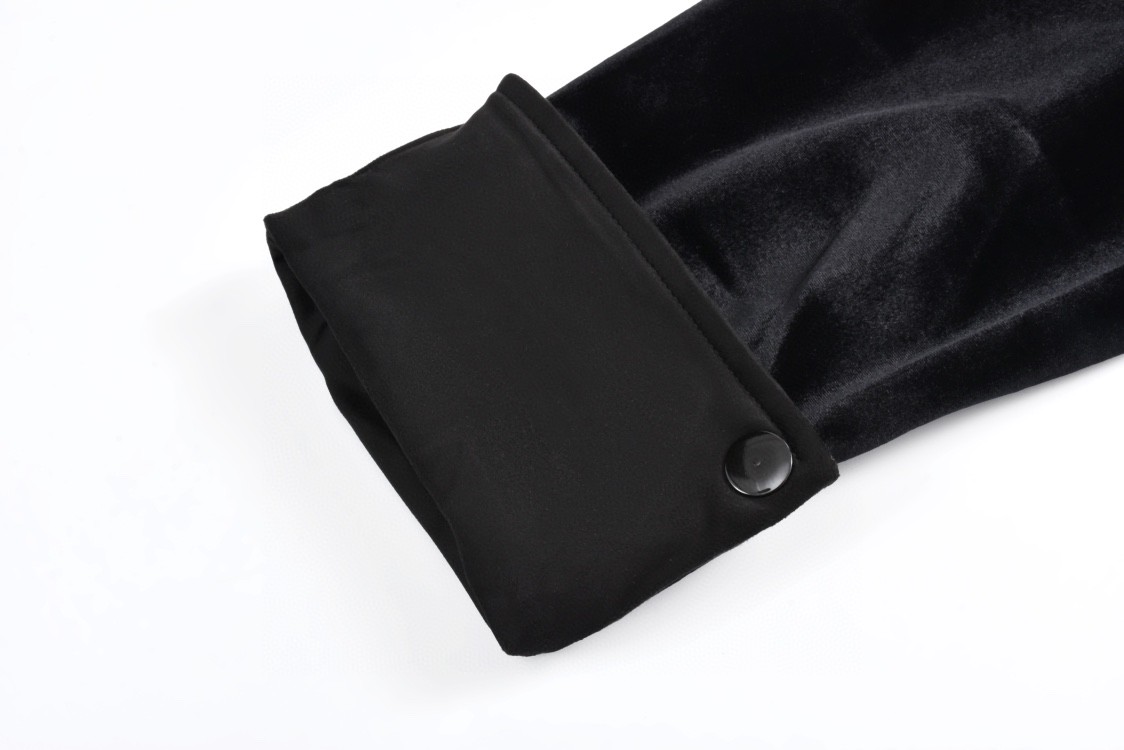 MIU MIU 缪缪 字母logo徽标丝绒夹克 外套 长袖 秋冬款 黑色