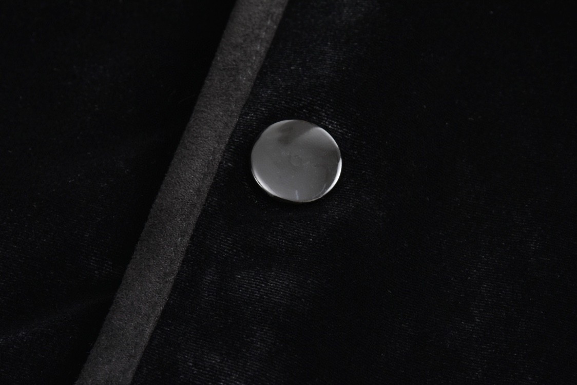 MIU MIU 缪缪 字母logo徽标丝绒夹克 外套 长袖 秋冬款 黑色