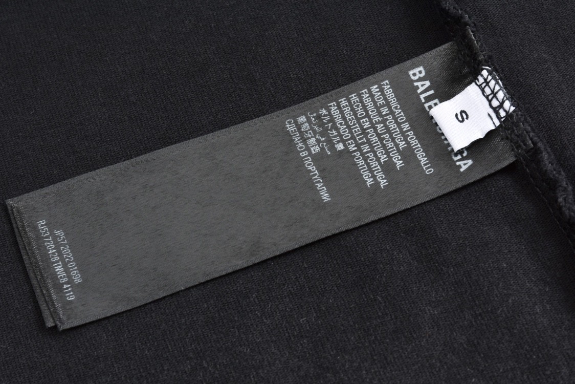 Balenciaga 巴黎世家 做旧水洗红色字母logo刺绣圆领短袖 T恤 夏季 黑色 787349TRVN31048