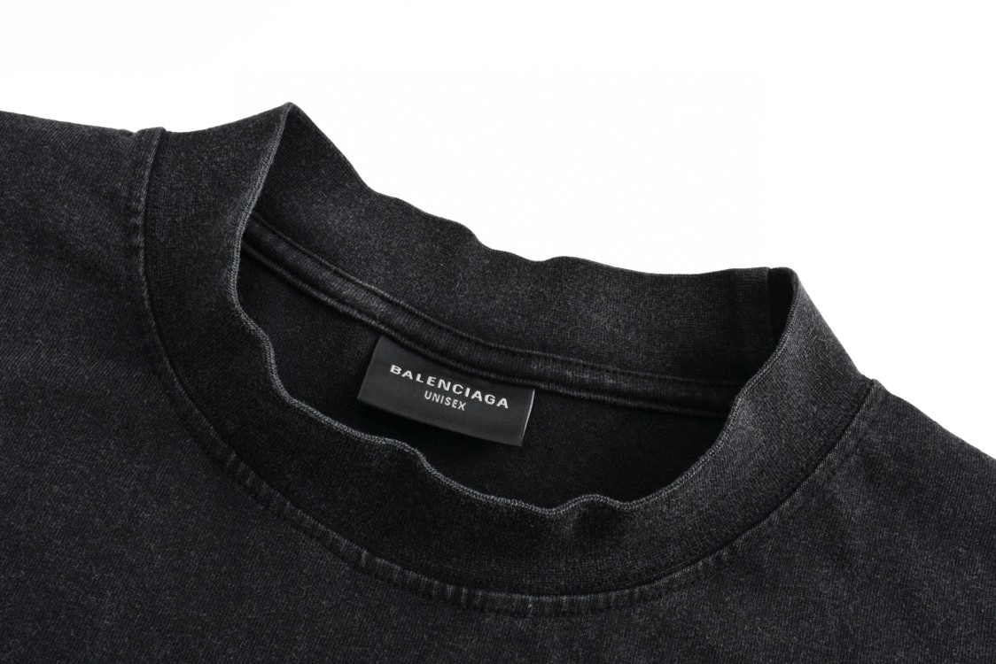Balenciaga 巴黎世家 做旧水洗红色字母logo刺绣圆领短袖 T恤 夏季 黑色 787349TRVN31048