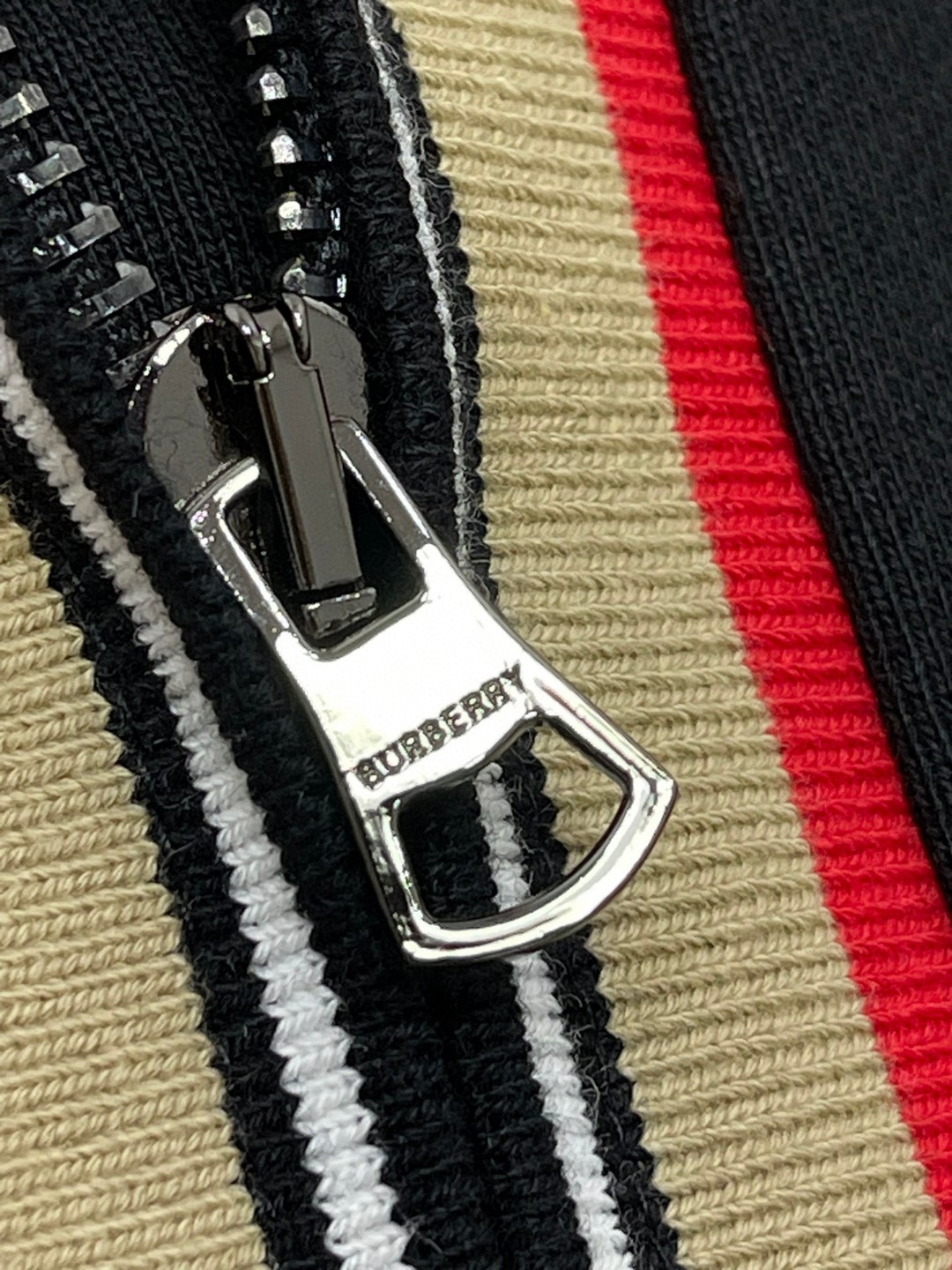 Burberry 巴宝莉 格纹拉链松紧腰束脚运动裤 裤子 休闲裤 长裤 黑色 80996211