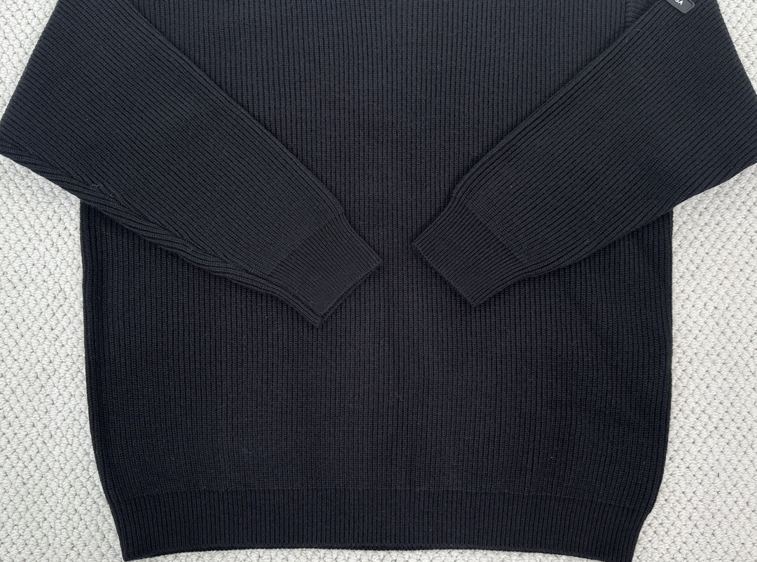 Balenciaga 巴黎世家 纯色袖标圆领毛衣 长袖 秋冬 黑色 白色 808454T17031000