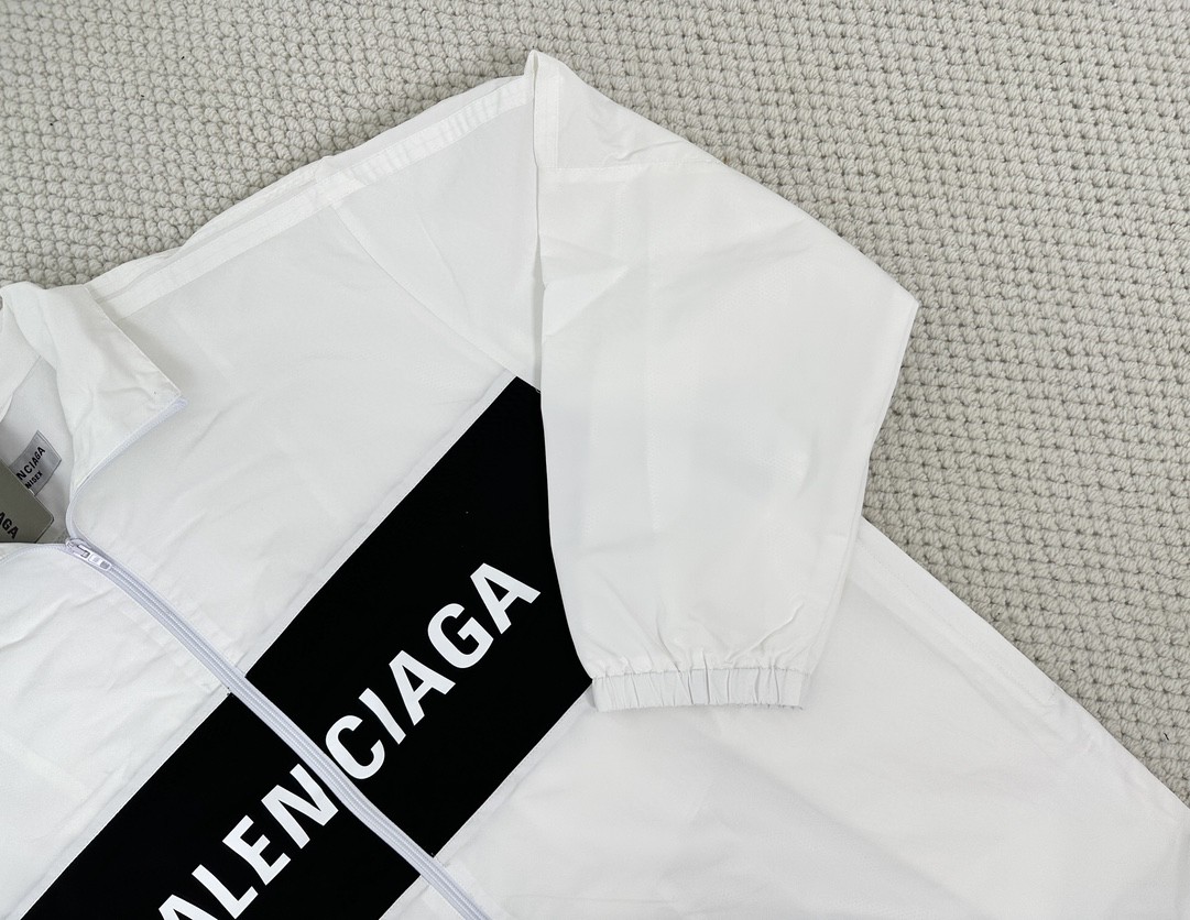 Balenciaga 巴黎世家 拼色字母logo印花拉链立领夹克 外套 长袖 秋冬 黑色 白色