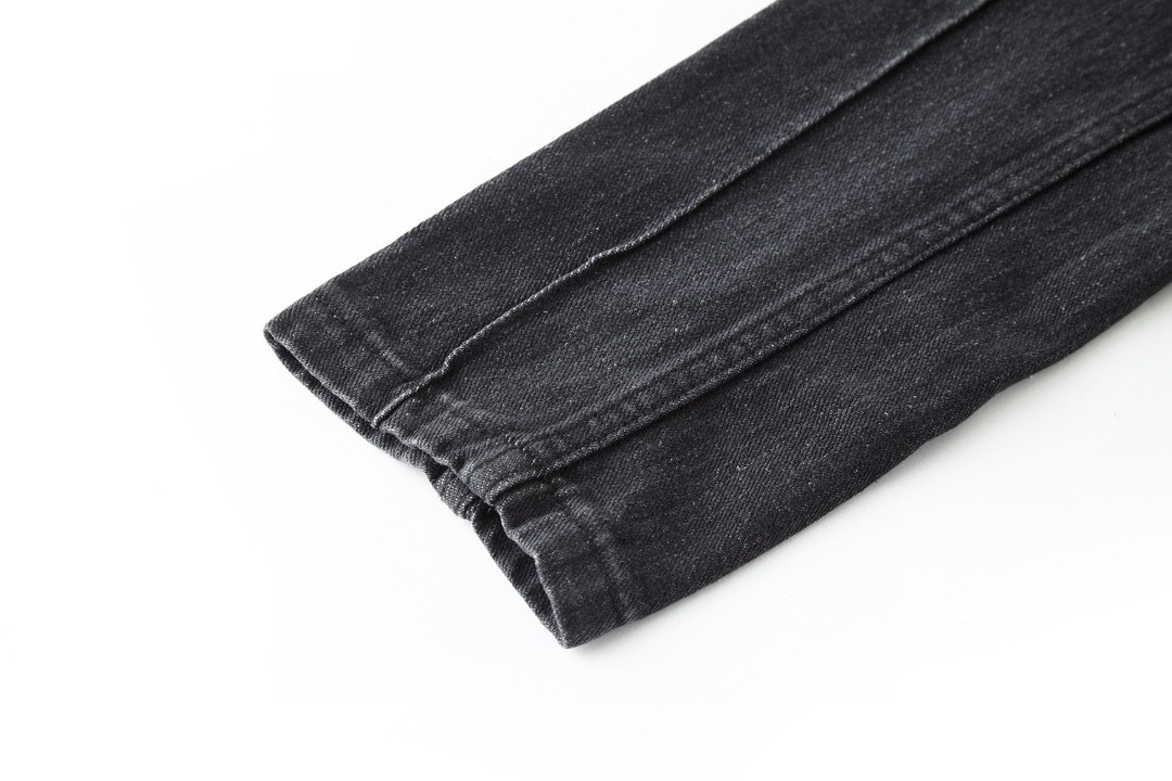 Loewe 罗意威 胸口皮口袋印花牛仔外套 衬衫 牛仔衣 长袖 秋冬 黑色 H526Y50W09-8946