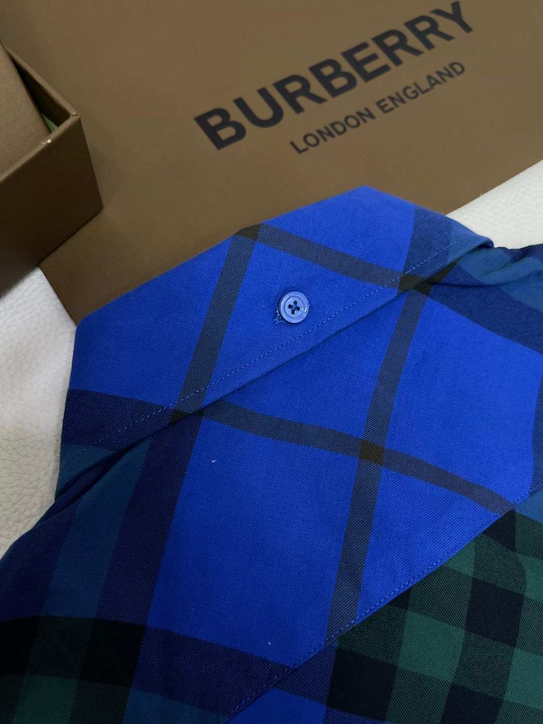 Burberry 巴宝莉 战马刺绣小标格纹单排扣衬衫 长袖 外套 卡其色 蓝色 绿色 80821941 80828861