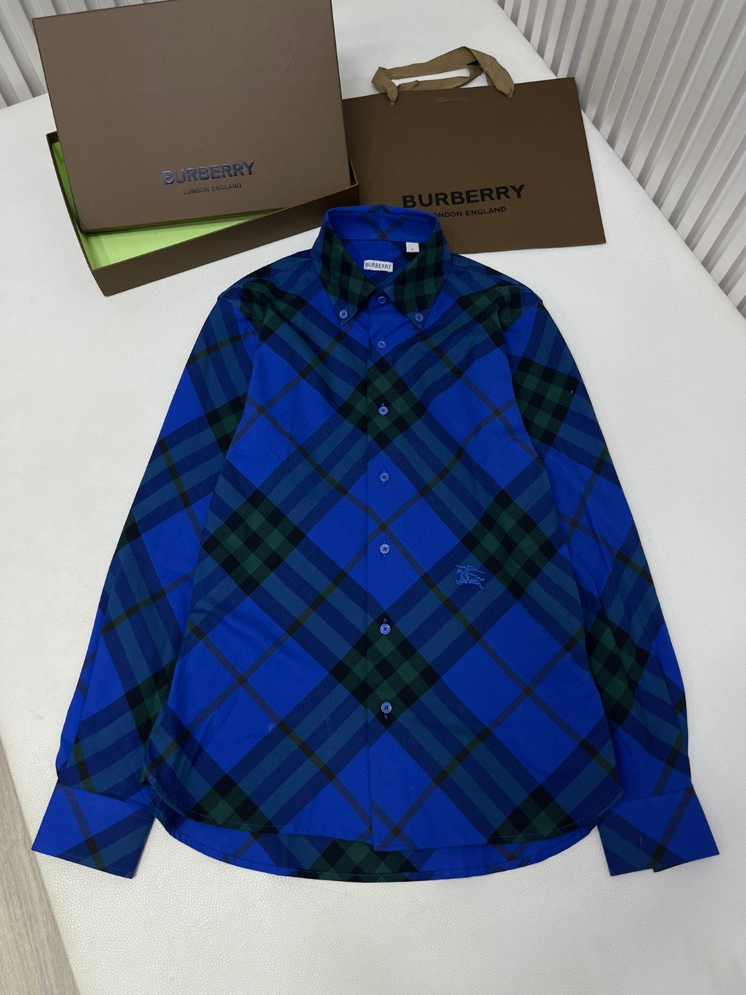 Burberry 巴宝莉 战马刺绣小标格纹单排扣衬衫 长袖 外套 卡其色 蓝色 绿色 80821941 80828861