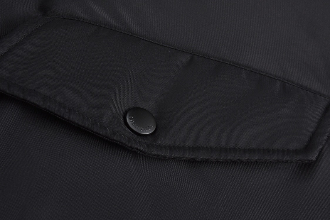 Balenciaga 巴黎世家 四袖拼接拉链连帽棉服 夹克 外套 长袖 黑色