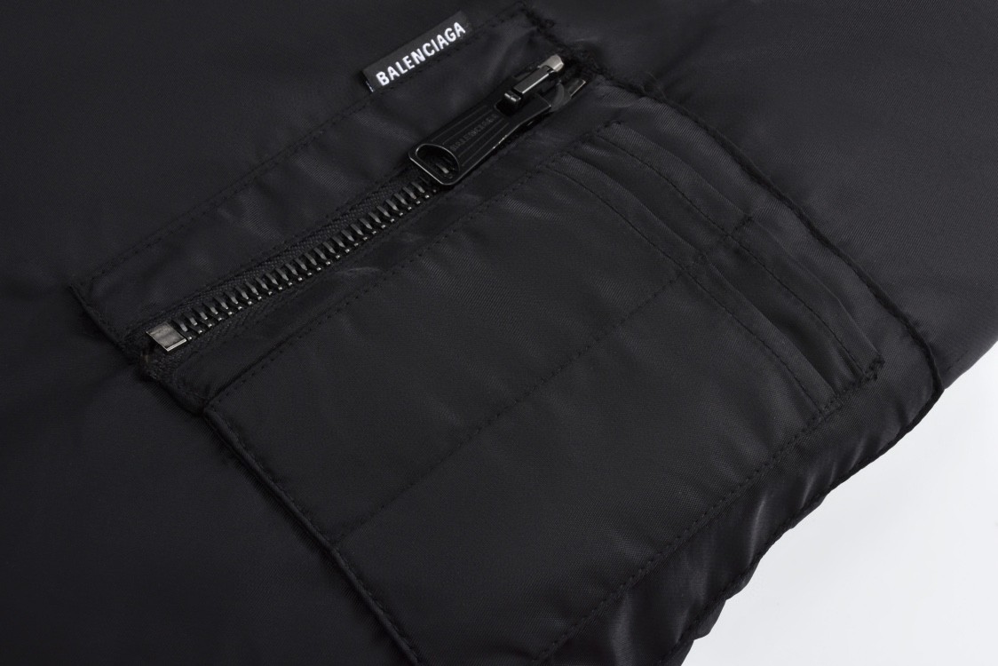 Balenciaga 巴黎世家 四袖拼接拉链连帽棉服 夹克 外套 长袖 黑色